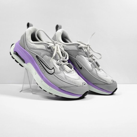 Nike Shoes - NIKE air max  bliss athletic sneakers Sz 10 NEW